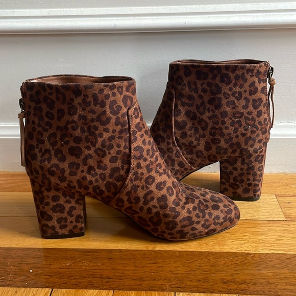 LOFT Leopard print boots! Cute!! Hate to see these go! - Picture 3 of 6